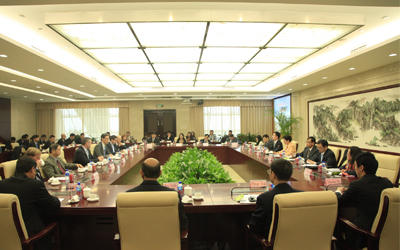 中加節能代表相聚開發區共謀合作